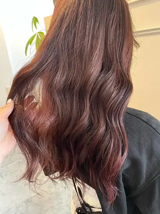 ロング カラー 安藤 佑衣のヘアスタイル