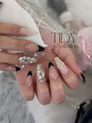 ネイル TIDY M&Mのネイルデザイン