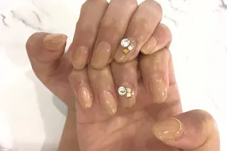 ネイル ネイル＆フラワーサロン〜Ri✦hiro〜鳥栖店所属・HIRATA RIEのネイルデザイン