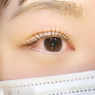 マツエク・マツパ 藤田 彩音のヘアスタイル