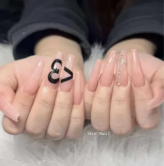 ネイル HIN NAILのネイルデザイン