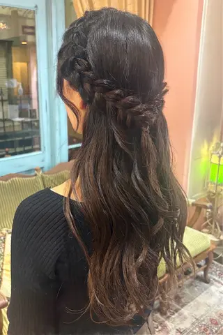 ヘアアレンジ なぎさ 🎀  / 透明感カラー/心斎橋のヘアスタイル