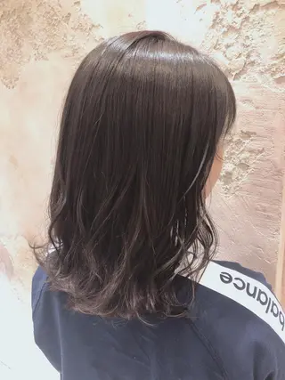 ミディアム 代表山口ひな 髪質改善のプロのヘアスタイル