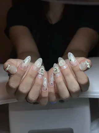 ネイル Isinha Nailsのネイルデザイン