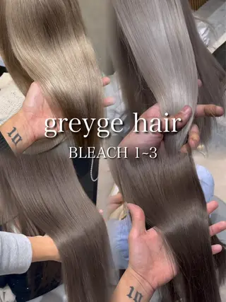 セミロング カラー ハイトーンヘア れおん🌙のヘアスタイル