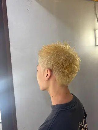 カラー メンズ mono / Manatoのヘアスタイル