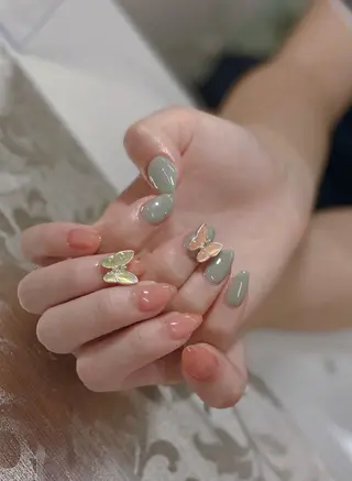 ネイル I-nailロング /ワンホン/キラキラのネイルデザイン