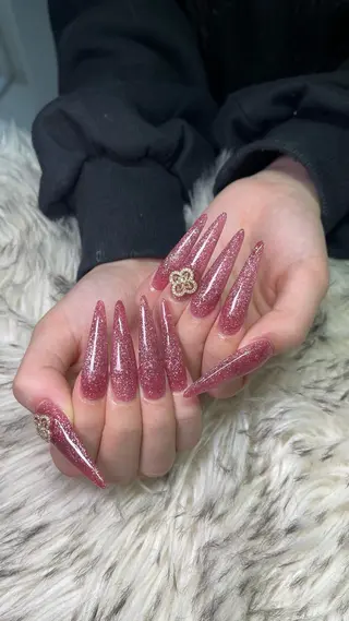 ネイル NAIL FOCUS Lisaのネイルデザイン