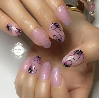 ネイル おおくぼ めぐみのネイルデザイン