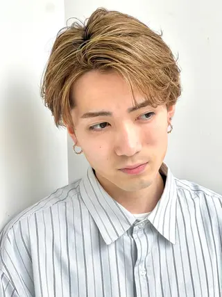 ショート カラー メンズ メンズカット曲がる 縮毛矯正佐々木タクマのヘアスタイル