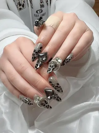 ネイル Hara Nail 【パラジェル使用】のネイルデザイン
