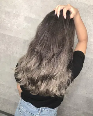 セミロング カラー 髪質改善 中川　翔のヘアスタイル