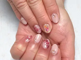 ネイル 𖡼 yumenoのネイルデザイン