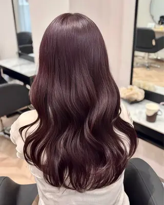 カラー 𝒎𝒐𝒆🩰 名駅/ヘアメ/暖色♡のヘアスタイル