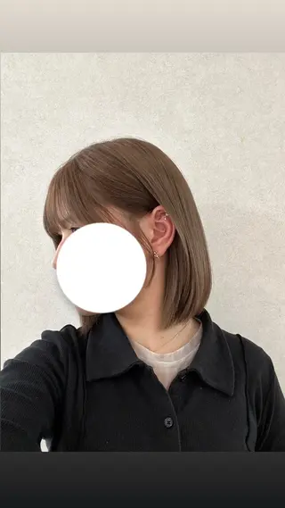 ミディアム UNBIRTHDAY akariのヘアスタイル
