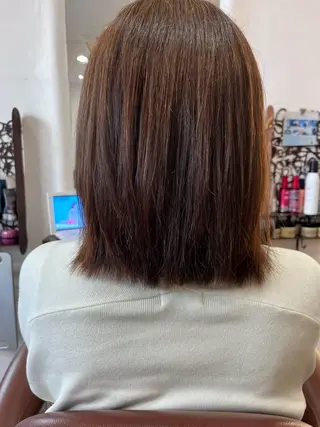 ミディアム 小山 朱音のヘアスタイル