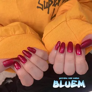 ネイル BLUEM なな🐶のネイルデザイン