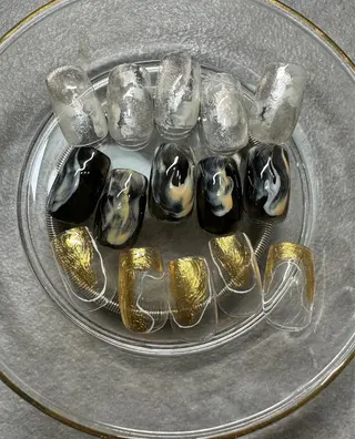 ネイル kiii.__ ✴︎*のネイルデザイン