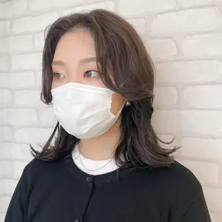 ミディアム カラー abilita AZUSAのヘアスタイル