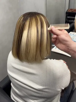 ショート パーマ デザインカラー 小西勇次のヘアスタイル