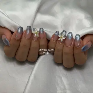 ネイル BONHEUR Annaのネイルデザイン