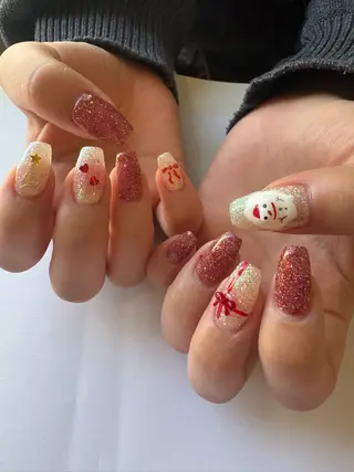 ロング 下道 舞優のネイルデザイン