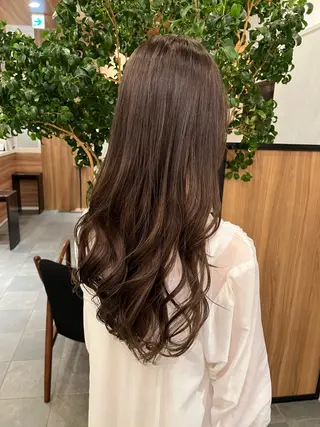ロング カラー カワハラ ヒナコのヘアスタイル