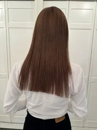 カラー ブリーチカラー🎀 韓国風/寺門美優のヘアスタイル