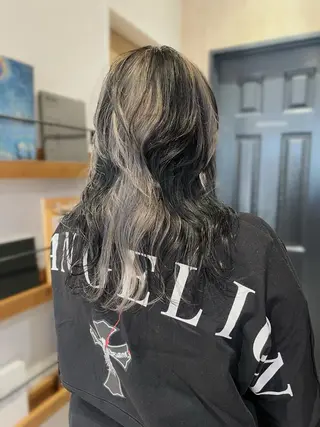 セミロング カラー Oasisgarden所属・レイヤー/ブリーチ MOMOのヘアスタイル