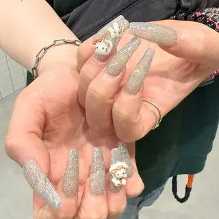 ネイル Rizm secret所属・hitomi ︎✿のネイルデザイン