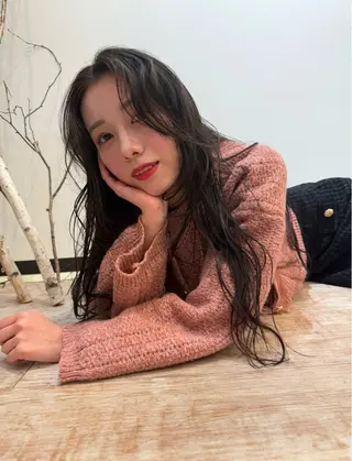 ロング 白築 怜実のヘアスタイル