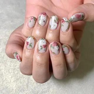 ネイル atelier FIORITURA所属・FIORITURA aiのネイルデザイン