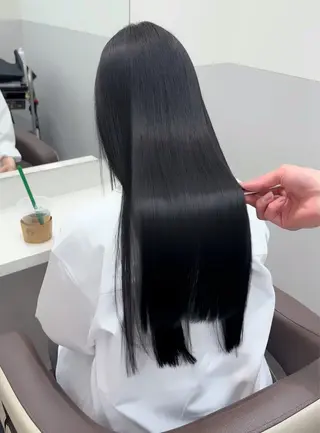 ロング カラー 🦋レイヤーカット ミドリカワ🦋のヘアスタイル