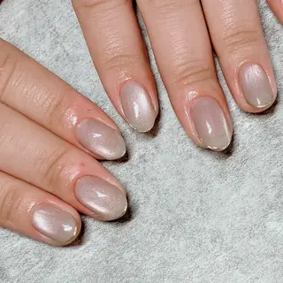 ネイル haleyume所属・shino🌟 痛ネイルのネイルデザイン