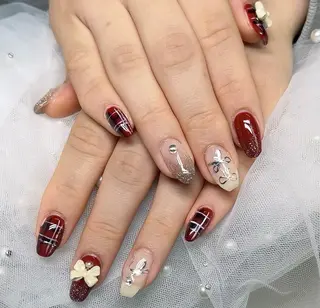 ネイル NiNa ビューティーサロン所属・Ni Naのネイルデザイン