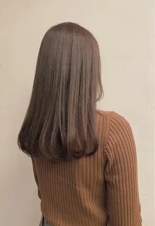 セミロング 長谷川 華奈子のヘアスタイル