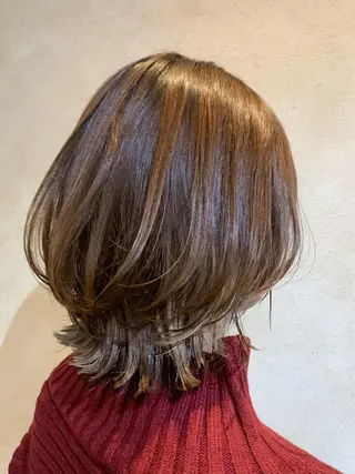 ミディアム カラー 平 ちひろのヘアスタイル