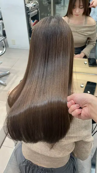 ロング ✨髪質改善✨美髪 矯正🫧小泉のヘアスタイル