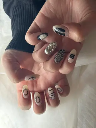 ネイル うにゃねいる🌷 Mayaのネイルデザイン