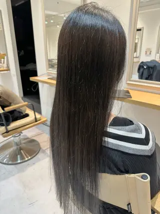 ロング カラー 川崎 智優のヘアスタイル