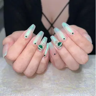 ネイル Queen's ゆなのネイルデザイン