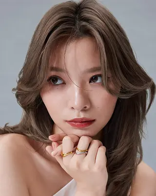 ロング ルーチェヘアー 北摂エリアNo.1のヘアスタイル