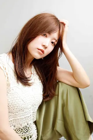 セミロング カラー 美髪専門店カヴァリ ＴＯＲＵのヘアスタイル