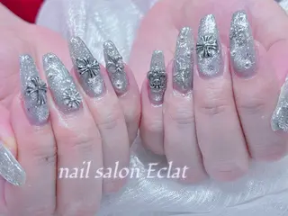 ネイル ネイルサロンエクラ 🫧Shizukaのネイルデザイン