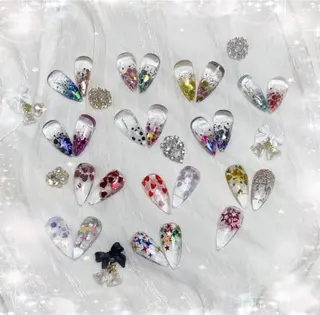 ネイル kelly ．のネイルデザイン