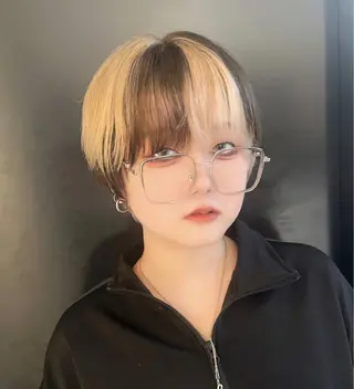 ショート カラー 目を惹く艶髪/髪質 改善カラー🤎ぐっちのヘアスタイル