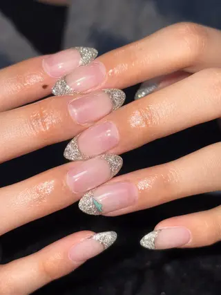 ネイル ✴︎ Delightのネイルデザイン