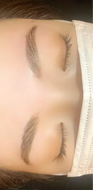 アイブロウ MElulu YUKIのマツエク・マツパデザイン