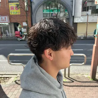 ミディアム 韓国風/メンズ アイブロウワックスの眉毛・アイブロウイメージ