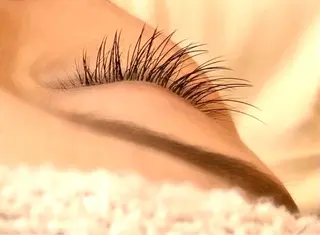 マツエク・マツパ cache 中央駅西口所属・cache/ ふたがわのマツエク・マツパデザイン